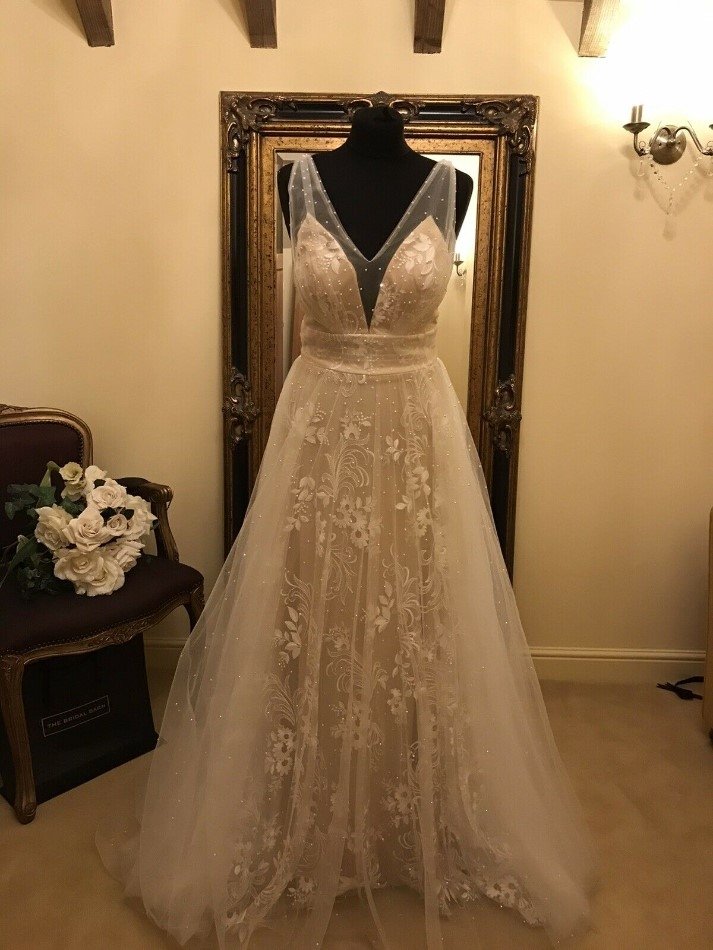 taking shape formal wear