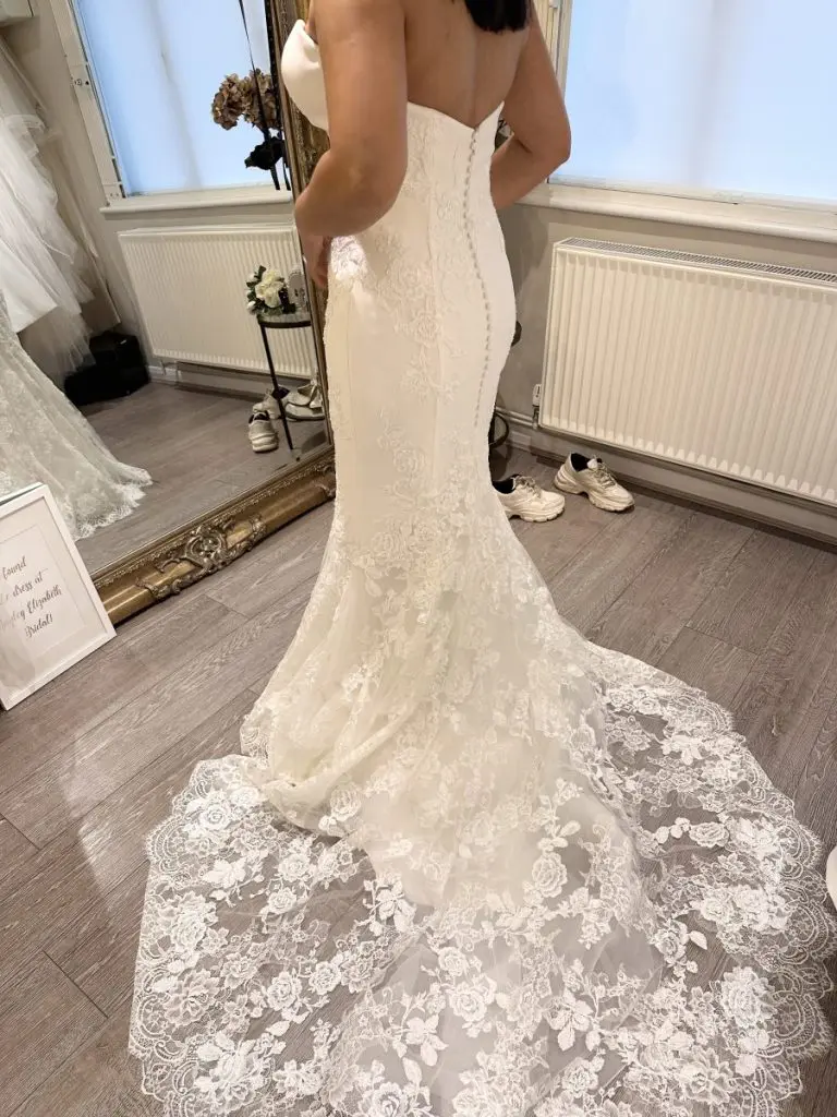 Enzoani laura dress hotsell
