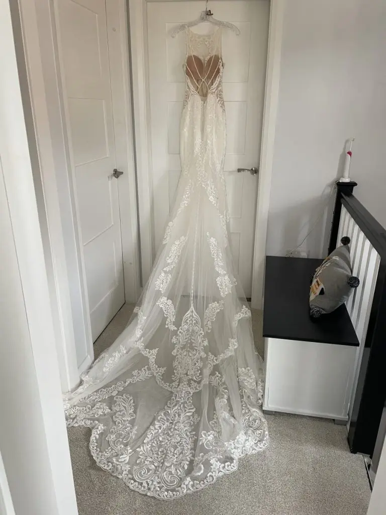 Size 8 Essence of Australia D2835 on Bride2bride