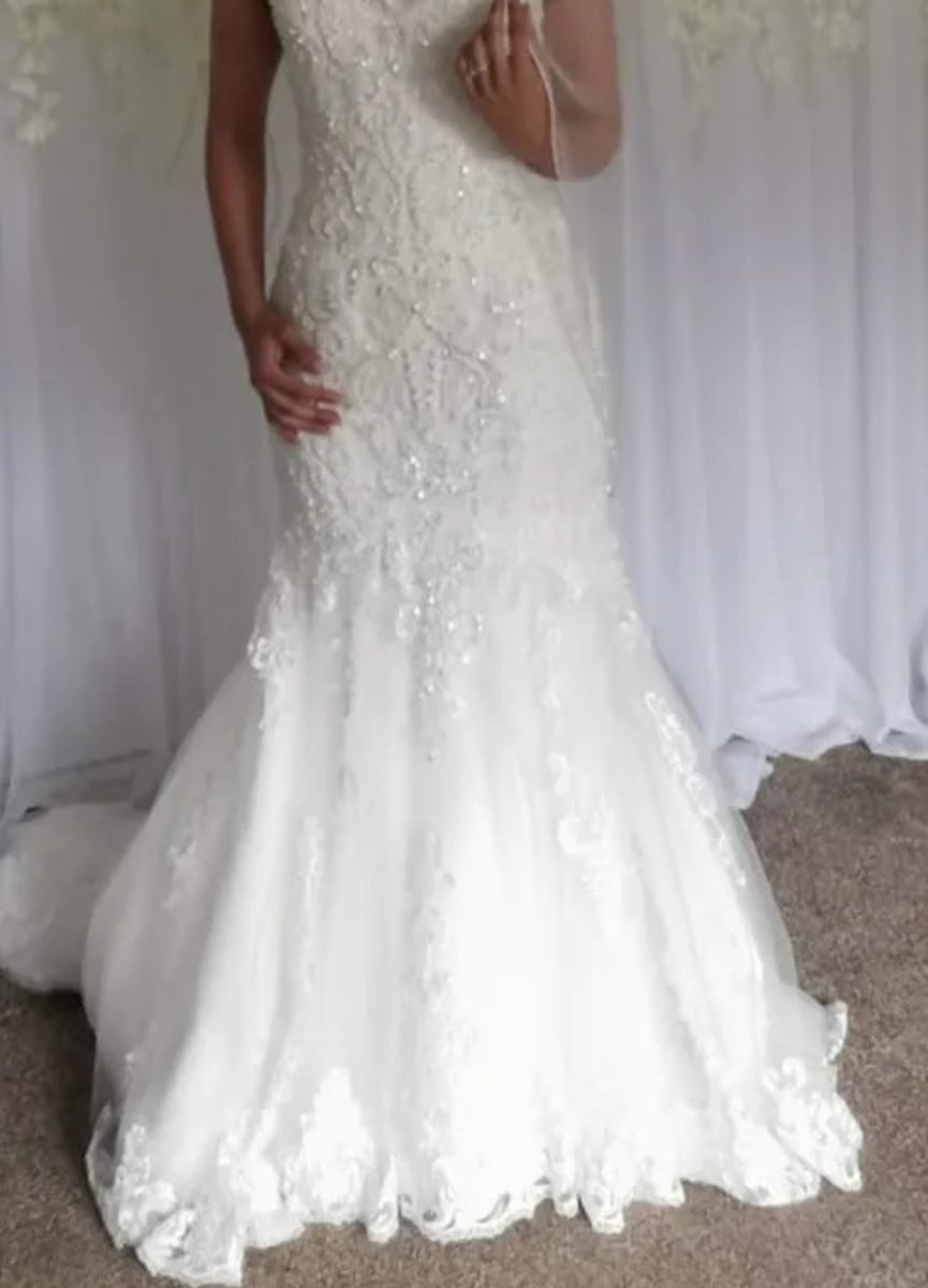 Ronald Joyce Fishtail Mermaid style lace embellished Wedding Dress Size 6 on Bride2bride
