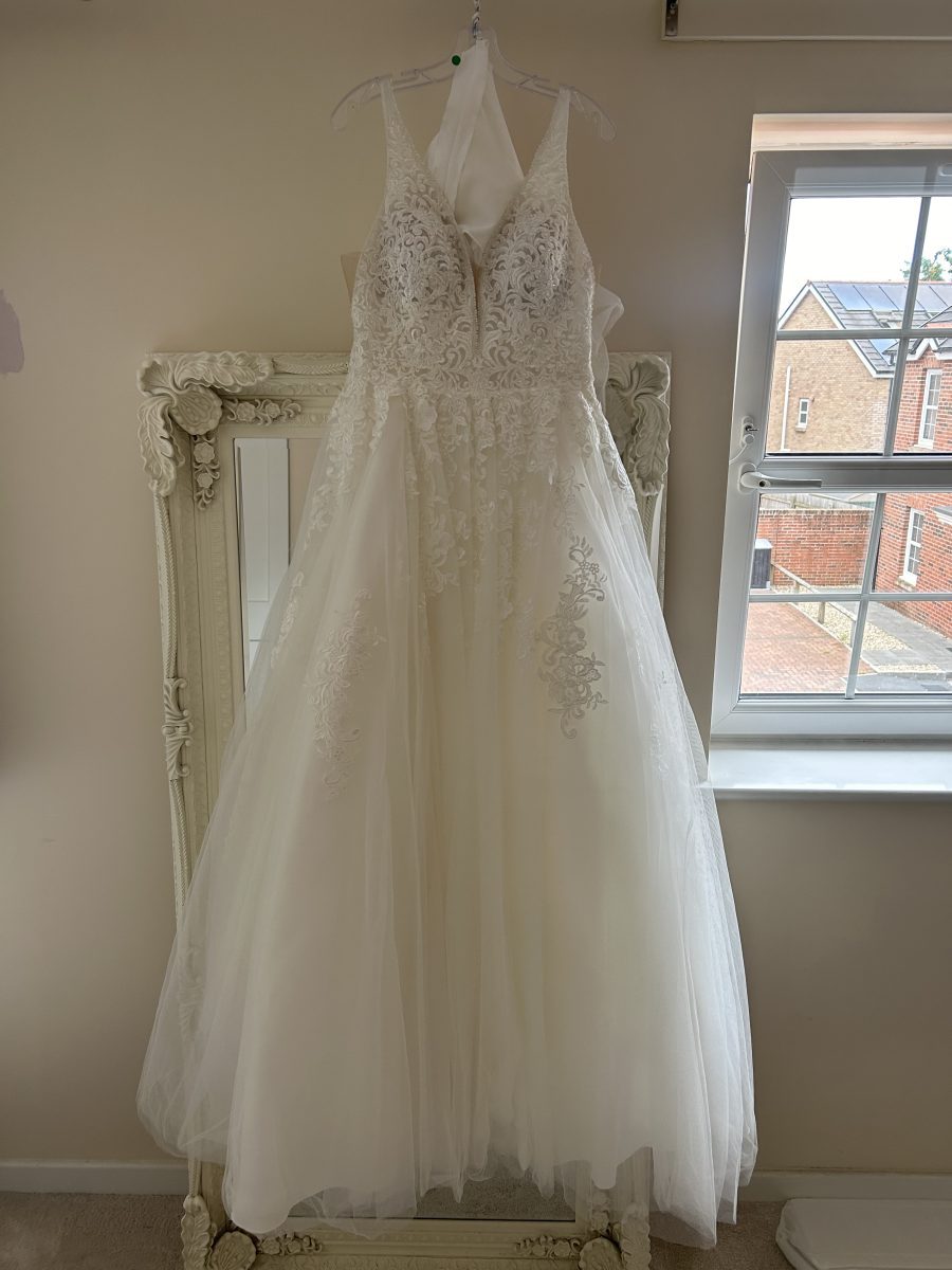 Laura may wedding dresses outlet