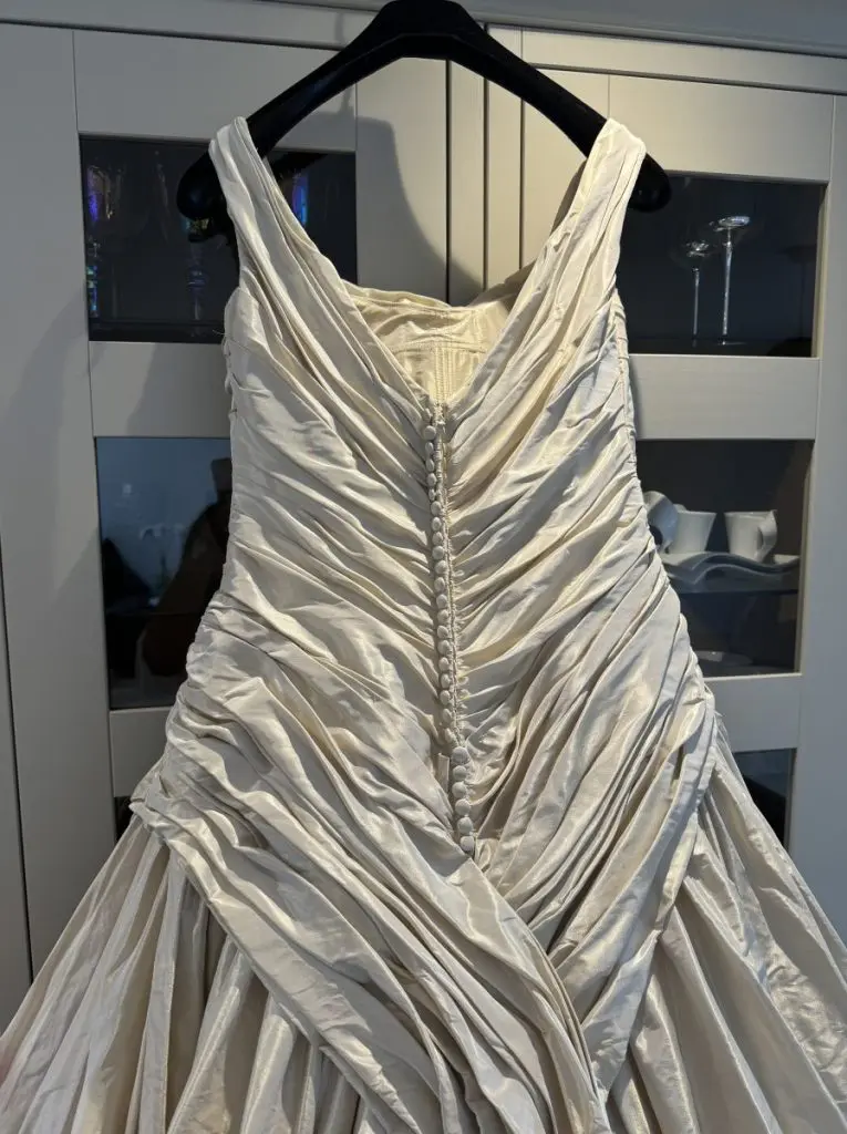 Ian Stuart Belle Epoque Wedding Dress on Bride2bride