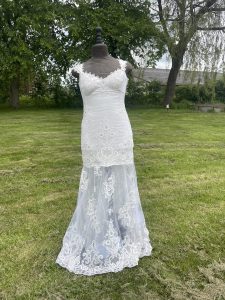 Find your Claire Pettibone designer wedding dress on Bride2bride buy or sell my wedding dress