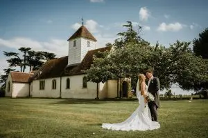 I want to sell my wedding dress on sale