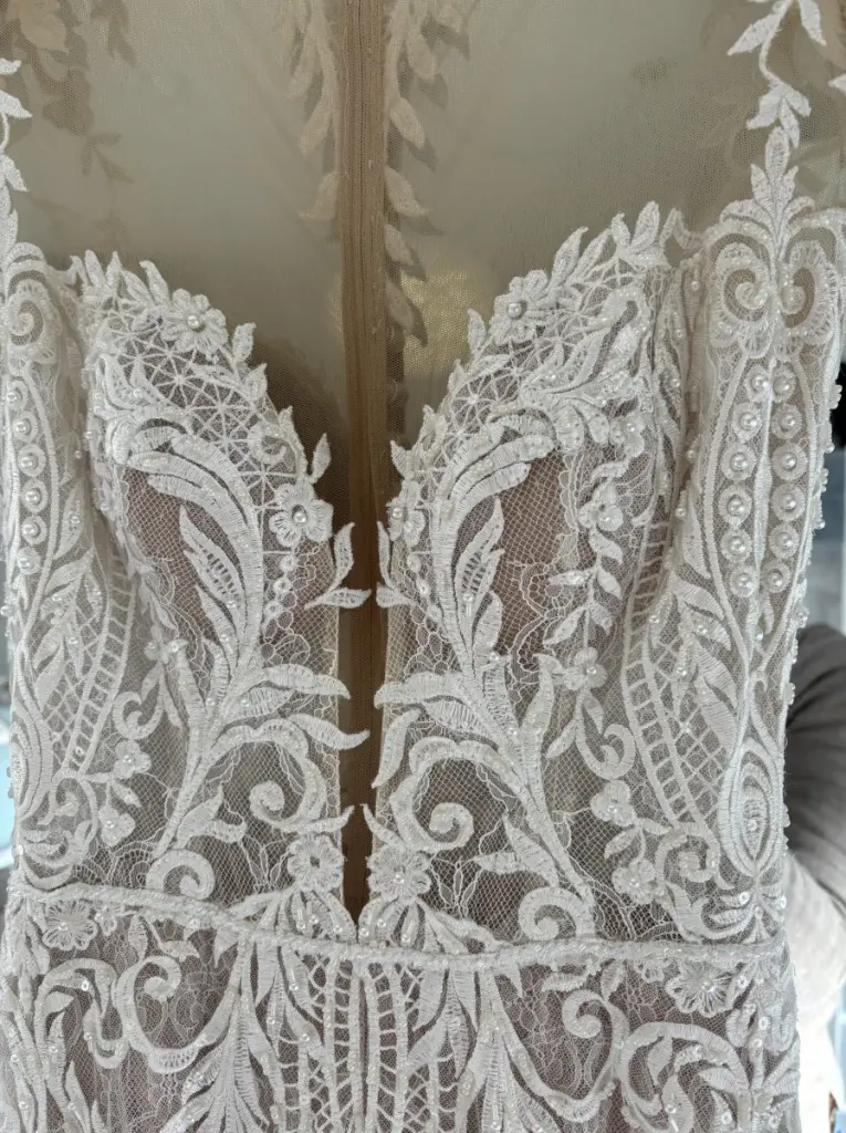 Preloved Berta Wedding Dresses | Bride2Bride UK