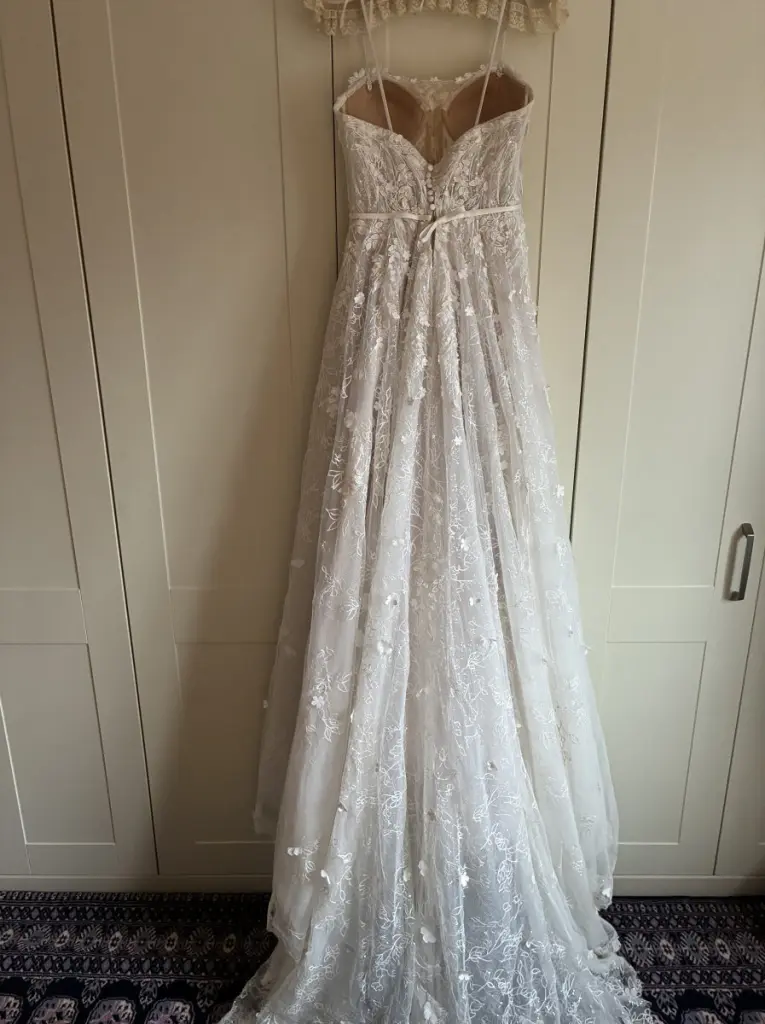 Martina ‘Liana’ wedding dress wedding dress for sale on Bride2Bride