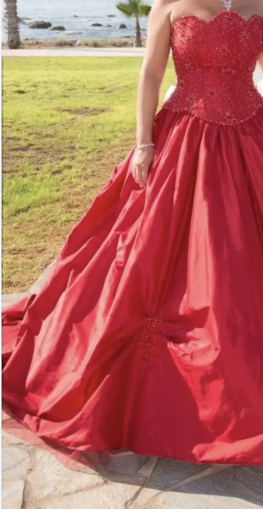 hollywood dreams red wedding dress Hollywood Dreams luxurious red wedding dress