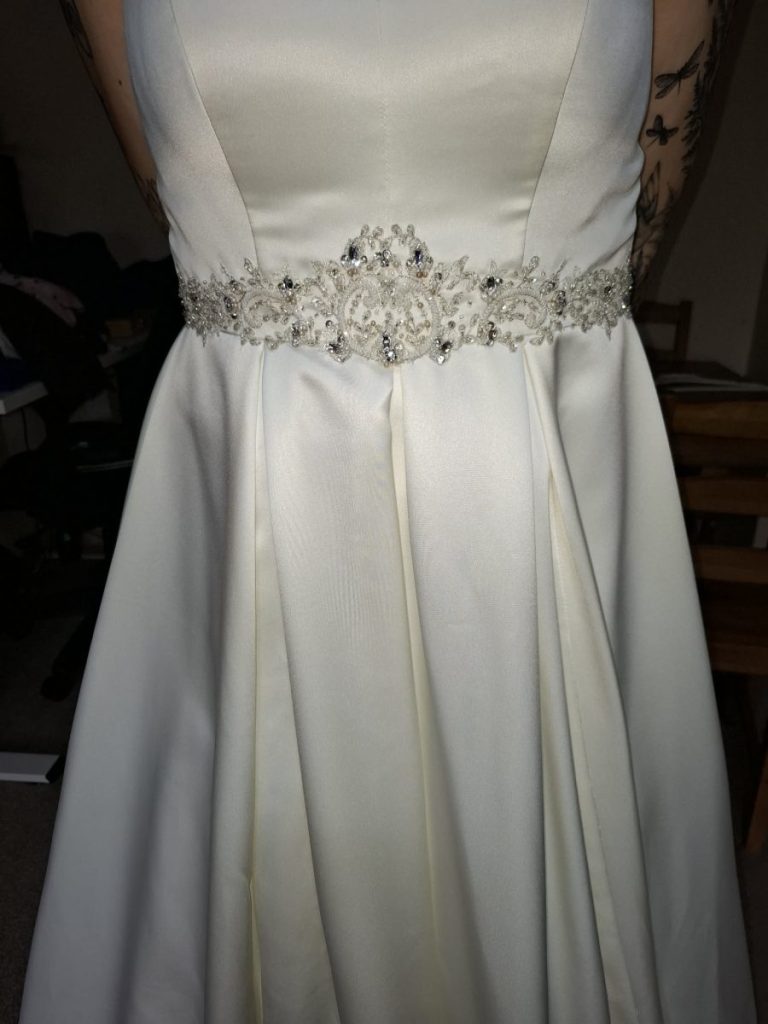 Size 12-14 White wedding dress wedding dress for sale on Bride2Bride